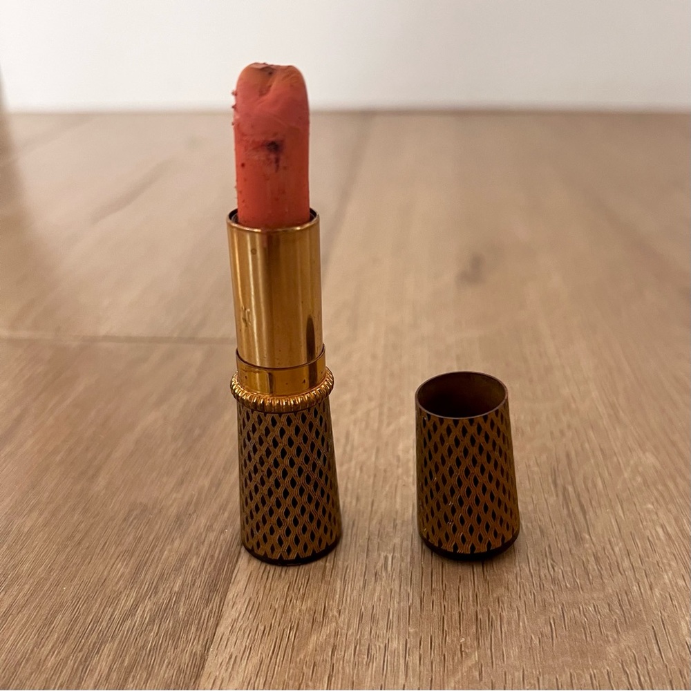 1950 Revlon Futurama 576 Lipstick‎ for Van Cleef & Arpels - Vintage Rose Red